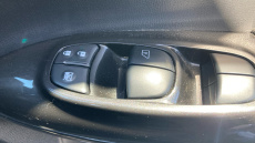 Nissan Juke 1.5 dCi N-Connecta 5dr Diesel Hatchback